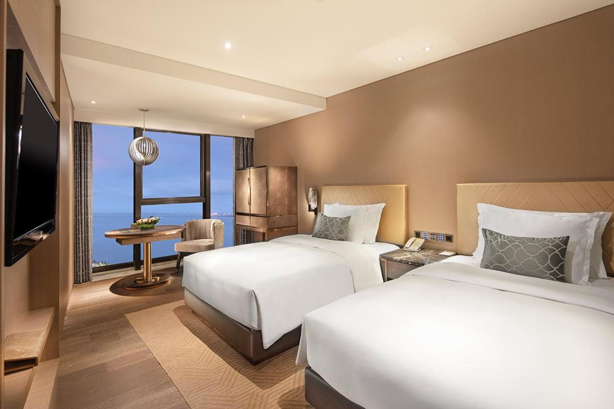 Grand Bay Hotel Zhuhai Dış mekan fotoğraf