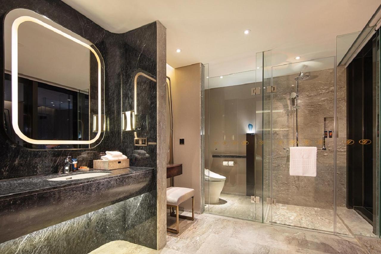 Grand Bay Hotel Zhuhai Dış mekan fotoğraf