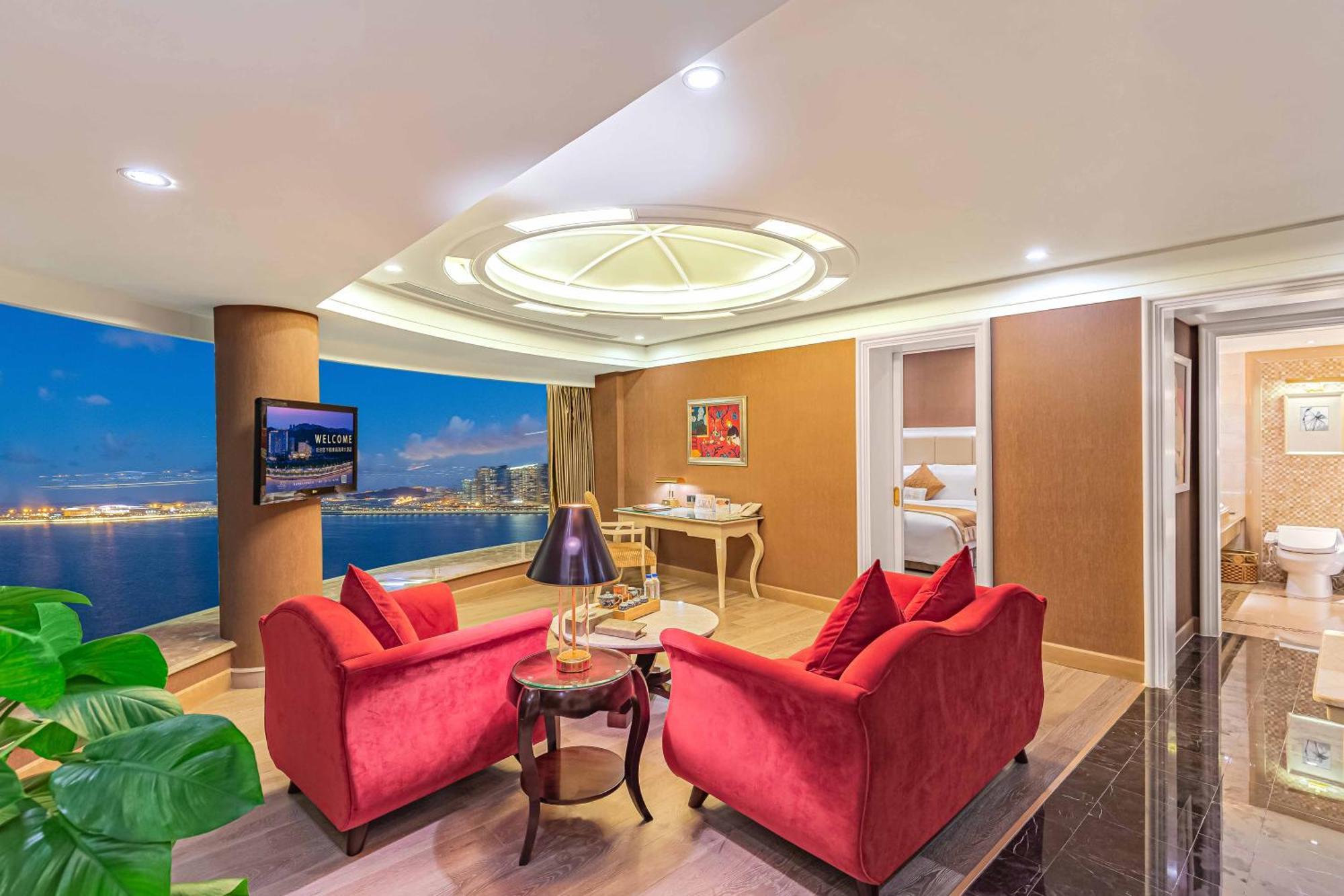 Grand Bay Hotel Zhuhai Dış mekan fotoğraf