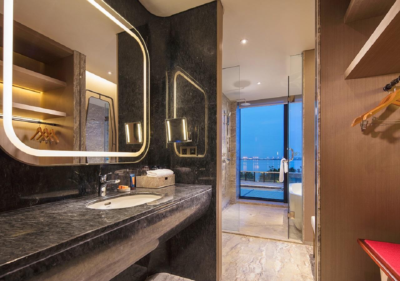 Grand Bay Hotel Zhuhai Dış mekan fotoğraf