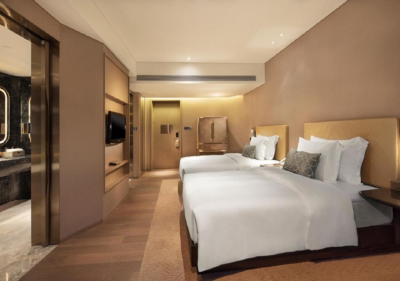 Grand Bay Hotel Zhuhai Dış mekan fotoğraf